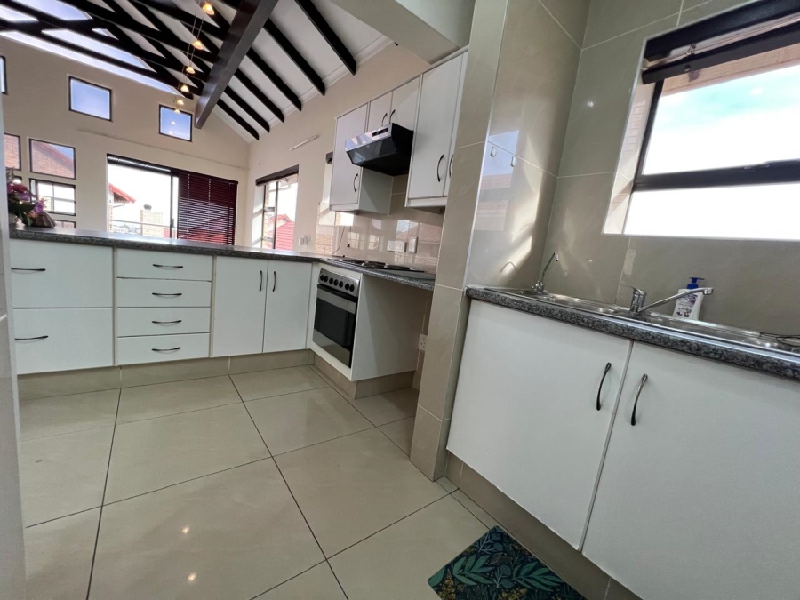 3 Bedroom Property for Sale in Seemeeu Park Western Cape
